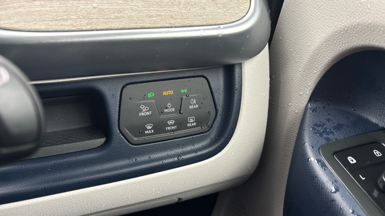 Volkswagen ID. Buzz 150kW Style Pro 77kWh 5dr Auto Electric Estate